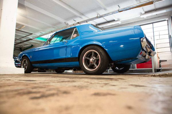 Ford Mustang Oldtimer Werkstatt Saarland